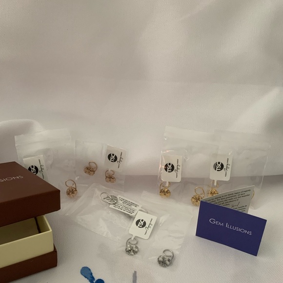 Earrings backs NWT - Picture 2 of 5